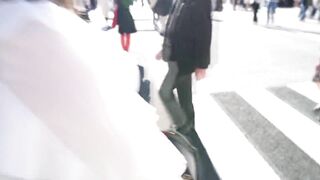 まった魔性の美ボディライン！！色気ムンムンの美脚パンストを引き裂き美女の子宮狙って連続膣内射精